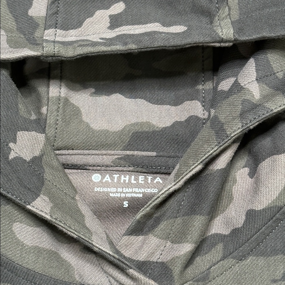 Athleta Farallon‎ Pullover Hoodie Green Camo Size Small/Medium - Picture 13 of 14